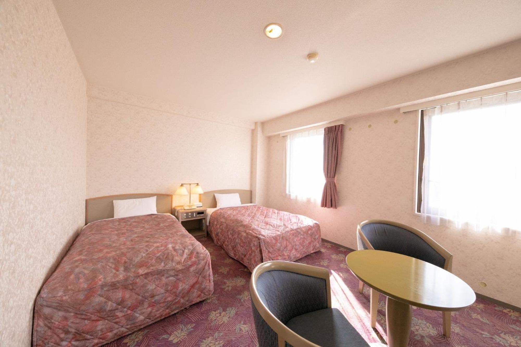 Main Hotel - Vacation Stay 82549 Miyakonojō Buitenkant foto
